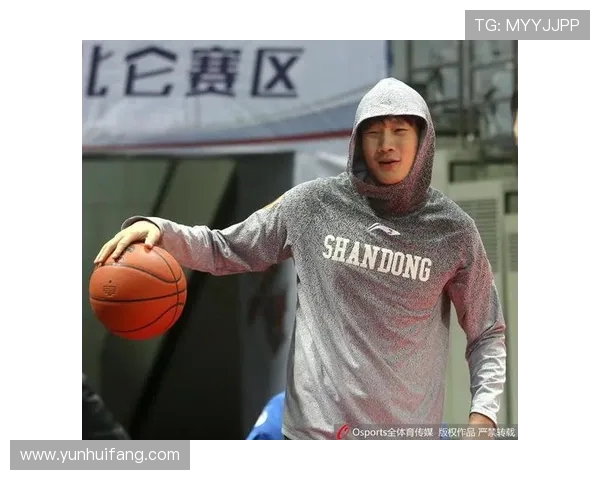 山东男篮晒训练日常苦练成钢用汗水换来赛场掌声拼搏荣耀与胜利同行 山东男篮晒训练日常苦练成钢用汗水换来赛场掌声拼搏荣耀与胜利同行